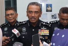 கழுத்தில் வலுக்கட்டாயமாக ஏற்படுத்தப்பட்ட காயமே 4ஆம் ஆண்டு சிறுவன் இறந்ததாக போலீசார் தெரிவித்தனர்