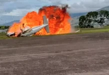 வெனிசுலா: ஓடுபாதையில் விழுந்த விமானம் தீப்பிடித்து 2 பேர் சாவு