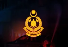 தெமர்லோ ஜெயா வீட்டில் ஏற்பட்ட தீ விபத்தில் காயமின்றி உயிர் தப்பிய 13 குடியிருப்பாளர்கள்