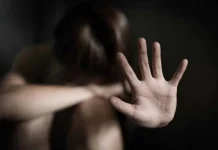 Pukul anak guna penyangkut baju – Bapa didenda RM8,000