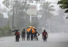 இலங்கையில் கனமழை, நிலச்சரிவு: 33 பேர் பலி; 44 பேர் மாயம்