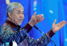 மஇகா, எங்கள் கூட்டணியில் இருந்து வெளியேறும் முடிவை நான் மதிக்கிறேன்: ஜாஹிட் தெரிவிப்பு