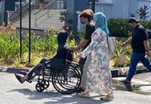 செனாவாங் விபத்தில் 3 பேர் உயிரிழந்த சம்பவம் தொடர்பான சிறுவனின் மனுத் தாக்கலை AGC நிராகரித்தது.