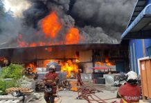 சுங்கை பூலோவில் உள்ள நான்கு சேமிப்பு கிடங்குகளில் தீ!