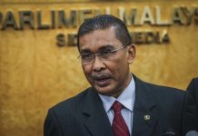 அரசியல் அழுத்தம்; தகுதியற்ற நியமனங்கள்” – அன்வாரின் புதிய அமைச்சரவையைச் சாடும் பாஸ்!