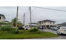 வீட்டில் இறந்து கிடந்த கணவன் – மனைவி; கொலை என போலீசார் வகைப்படுத்தியுள்ளனர்