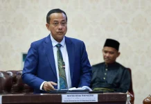 பெரிக்காத்தான் நேஷனல் கூட்டணியின் புதிய தலைவராக அமாட் சம்சுரி நியமனம்