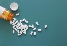 தந்தையின் மருந்து பிள்ளைகள் கைக்கு சென்றதால் ஒருவர் பலி: இரு பிள்ளைகள் மருத்துவமனையில் அனுமதி