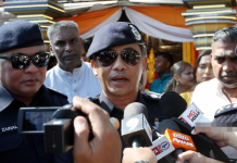 தைப்பூசத் திருவிழா: ஈப்போவில் கத்தியுடன் சுற்றிய நபர் மற்றும் ட்ரோன் பறக்கவிட்டவர் கைது!