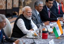 “உலகம் முழுவதும் இந்தியாவை இணைக்கும் மொழியாக தமிழ் உள்ளது ” மலேசியாவில் மோடி நெகிழ்ச்சி