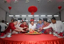 பிரச்சினைகளைத் தேடுவதை விடுத்து நாட்டின் நன்மையில் கவனம் செலுத்துவீர்: அன்வார்