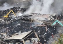 செங்காங் தொழில்துறை பகுதி கிடங்கில் ஏற்பட்ட தீ; 80 தொடக்கப் பள்ளி மாணவர்கள் லேசான பிரச்சினையை அனுபவிக்கின்றனர்