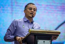 ஜகாத் விசாரணைக்கு உதவ MACC அலுவலகத்திற்கு வந்த பினாங்கு துணை முதல்வர்