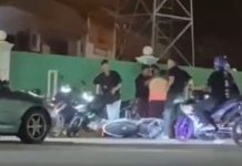 ஹெல்மெட்டுகளால் தாக்கி பயங்கர மோதல்; மலாக்காவில் 20-க்கும் மேற்பட்ட இளைஞர்கள் வீதியில் ரகளை!