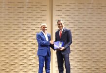 எல்லை தாண்டும் மலேசியத் தொழிலாளர்களுக்குக் கவசமாகும் பெர்கேசோ: ‘பயணிகள் திட்டம்’ குறித்து சிங்கப்பூரில் அதிரடி ஆலோசனைக் கூட்டம்!