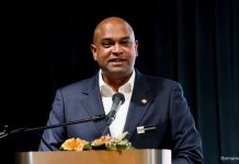 ஆலயங்கள் வழி சமூக மறுமலர்ச்சி: மித்ராவின் 20 மில்லியன் ரிங்கிட் ‘தர்ம மடானி’ திட்டம் இந்தியச் சமூகத்திற்குப் புதிய உத்வேகம் – ரவீந்திரன் நாயர்