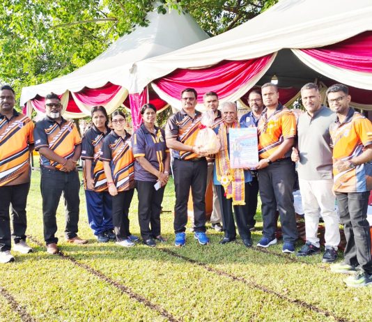 தடைகளையும் தடங்கலையும் சாதனைகளாக மாற்றக்கூடிய வல்லமை பெற்றவர்கள் தமிழ்ப்பள்ளி மாணவர்கள்; ஆயர் தாவார் தமிழ்ப்பள்ளியில் டத்தோ கருத்து திட்டவட்டம்