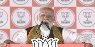 மேற்கு வங்கத்தில் மோடி அதிரடி: தேயிலை தோட்ட தொழிலாளர்களுக்கு புதிய வாக்குறுதிகள்