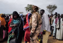 பசி கொடுமையின் உச்சம் சூடானில் இலை தழைகளை தின்று உயிர் வாழும் மக்கள்