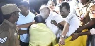 தேர்தல் பிரசாரம்: மேடையில் திடீரென மயங்கி விழுந்த பாமக நிறுவனர் ராமதாஸ்!