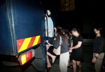 மசாஜ் நிலையம் என்ற போர்வையில் விபச்சாரத் தொழில்: ஷா ஆலமில் 11 வெளிநாட்டினர் கைது!