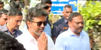 பேட்டரி காரில் கோட்டையை சுற்றி பார்த்த முதல்-அமைச்சர் விஜய்…