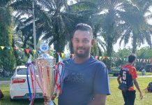 மலாக்காவில் கால்பந்து போட்டியின்போது மின்னல் தாக்கி வீரர் உயிரிழப்பு .நடுவர் காயம்