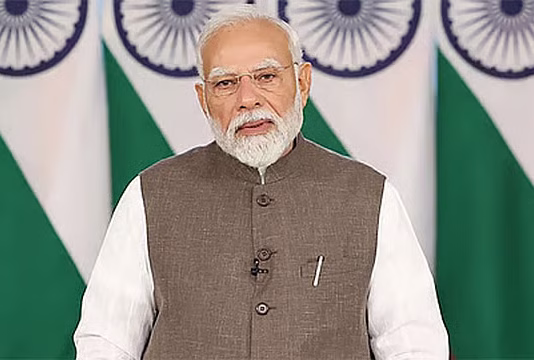 செசல்ஸ் தலைவர்களுக்கு பிரதமர் மோடி வழங்கிய பரிசில் இடம் பெற்றிருந்த காஞ்சீபுரம் பட்டு, தோடா பழங்குடியினரின் சால்வை!