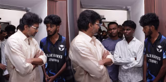 ஆய்வு மேற்கொண்ட விடுதியில் மாணவர்களின் கோரிக்கைகளை நிறைவேற்றிய முதல்-அமைச்சர் விஜய்