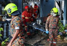 கோலா நெருஸில் தீ விபத்து: தந்தையும் 9 வயது மகனும் உயிரிழந்தனர்!