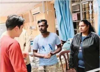 விபத்தில் இரு பிள்ளைகளை காப்பாற்றிய தந்தை; குடும்பத்துடன் காரில் தங்கும் அவலம்!